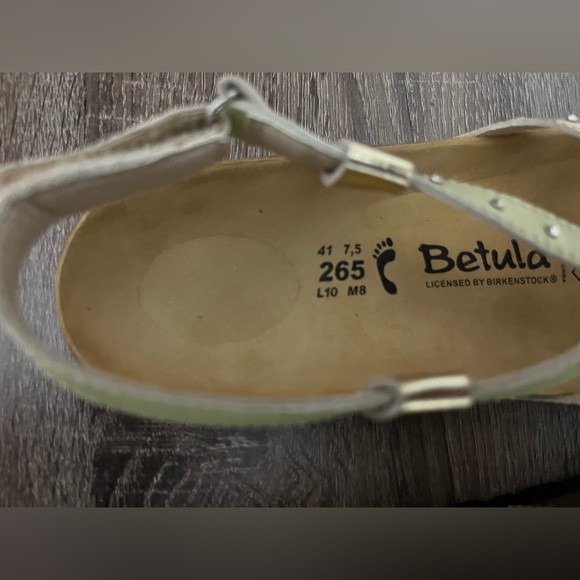 Betula by Birkenstock: Green and Gold Sandals, Size 10 - Picture 5 of 6